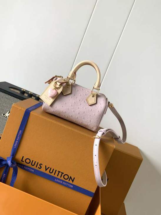 Picture of Louis Vuitton Handbags _SKUfw233924368fw